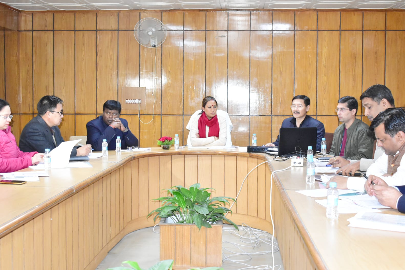 खाद्य मंत्री रेखा आर्या ने ली खाद्य विभाग की महत्वपूर्ण विषयों के संबंध में समीक्षा बैठक
