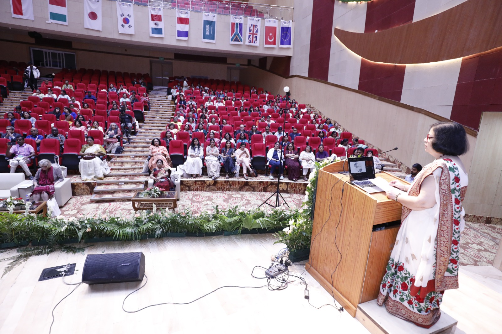 गर्भाशय ग्रीवा और एच. पी.वी से सम्बंधित जननांग कैंसर के वैश्विक उन्मूलन के उद्देश्य से आयोजित ’एओजिन-इंडिया’ के 12वें राष्ट्रीय सम्मेलन का शनिवार को एम्स ऋषिकेश में आगाज