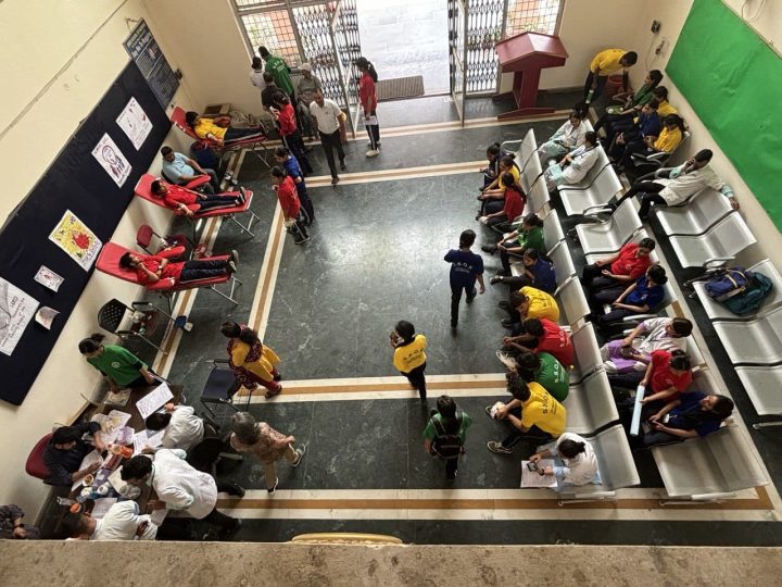 राजकीय नर्सिग संस्थान देहरादून में नर्सिग सप्ताह  क़े आयोजन क़े तहत रक्त दान शिविर का आयोजन